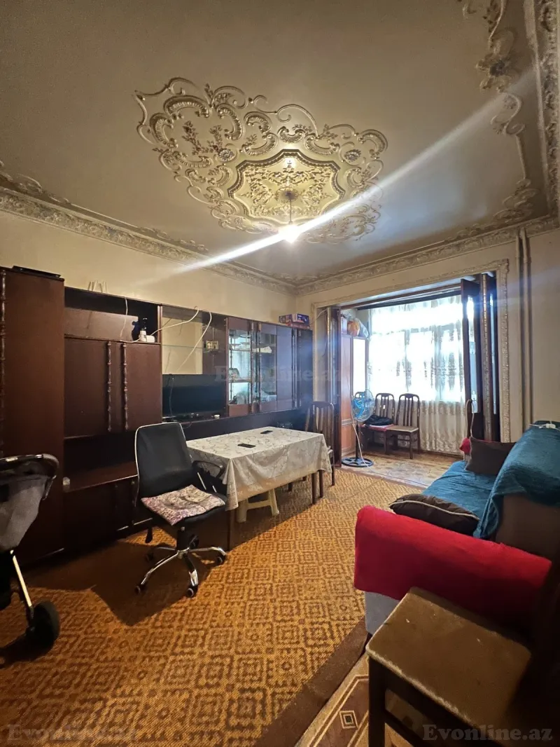 2 otaqlı köhnə tikili mənzil satılır — 1-ci mikrorayon, Bakı - şəkil 2