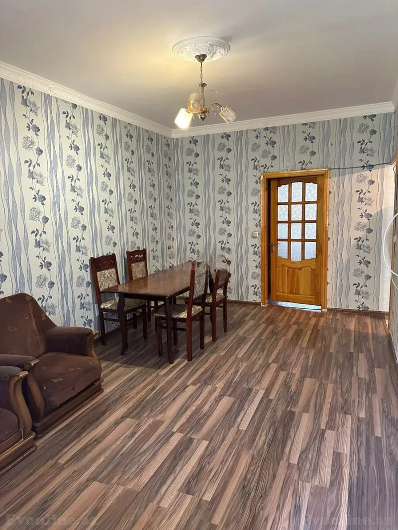 3 otaqlı Mənzil 80 m² Memar Əcəmi m. Kirayə verilir