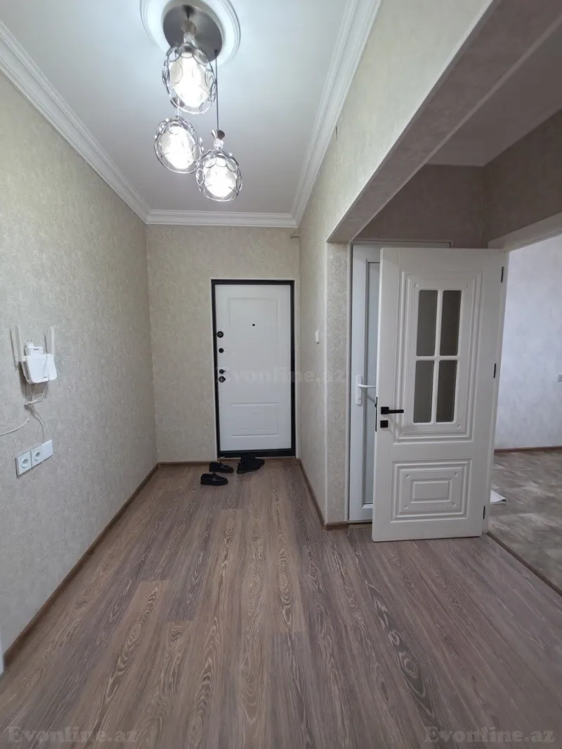 3 otaqlı köhnə tikili mənzil satılır — Bakıxanov, Bakı - şəkil 2
