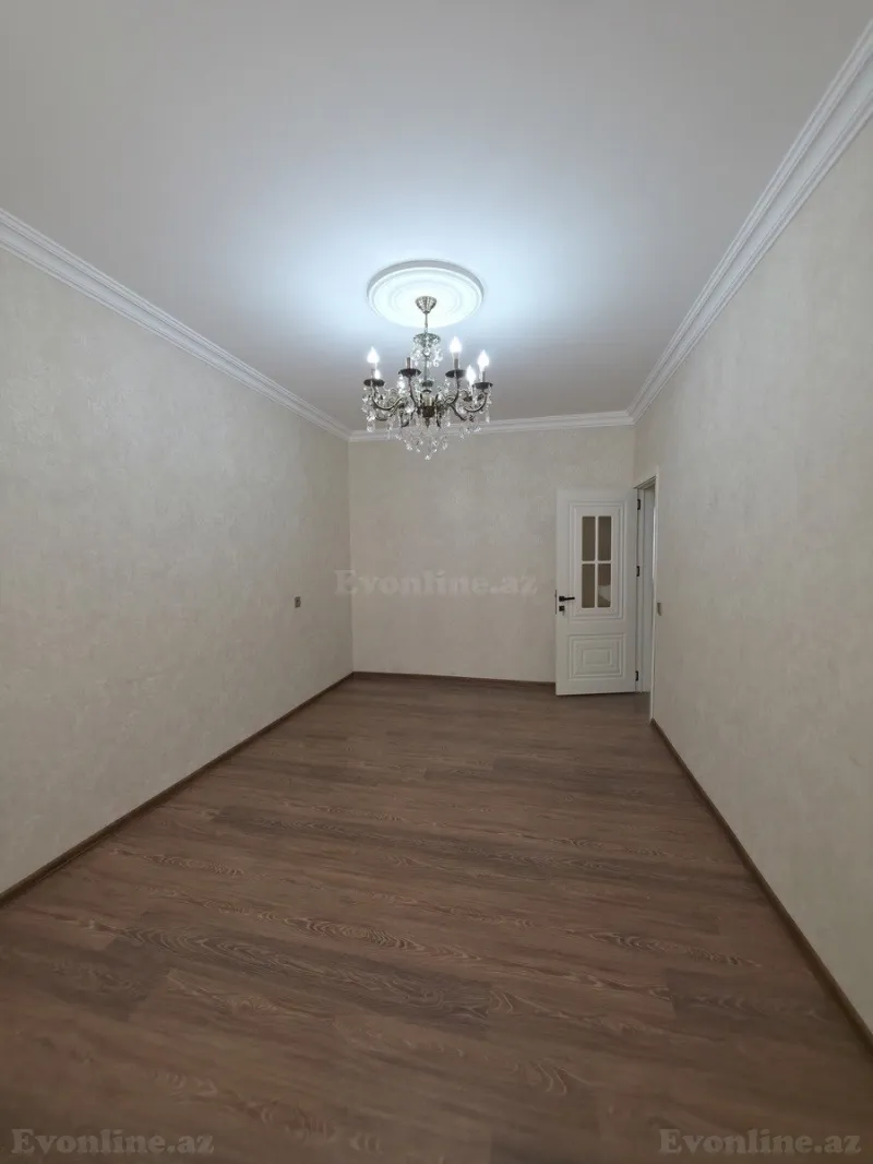 3 otaqlı köhnə tikili mənzil satılır — Bakıxanov, Bakı - şəkil 3