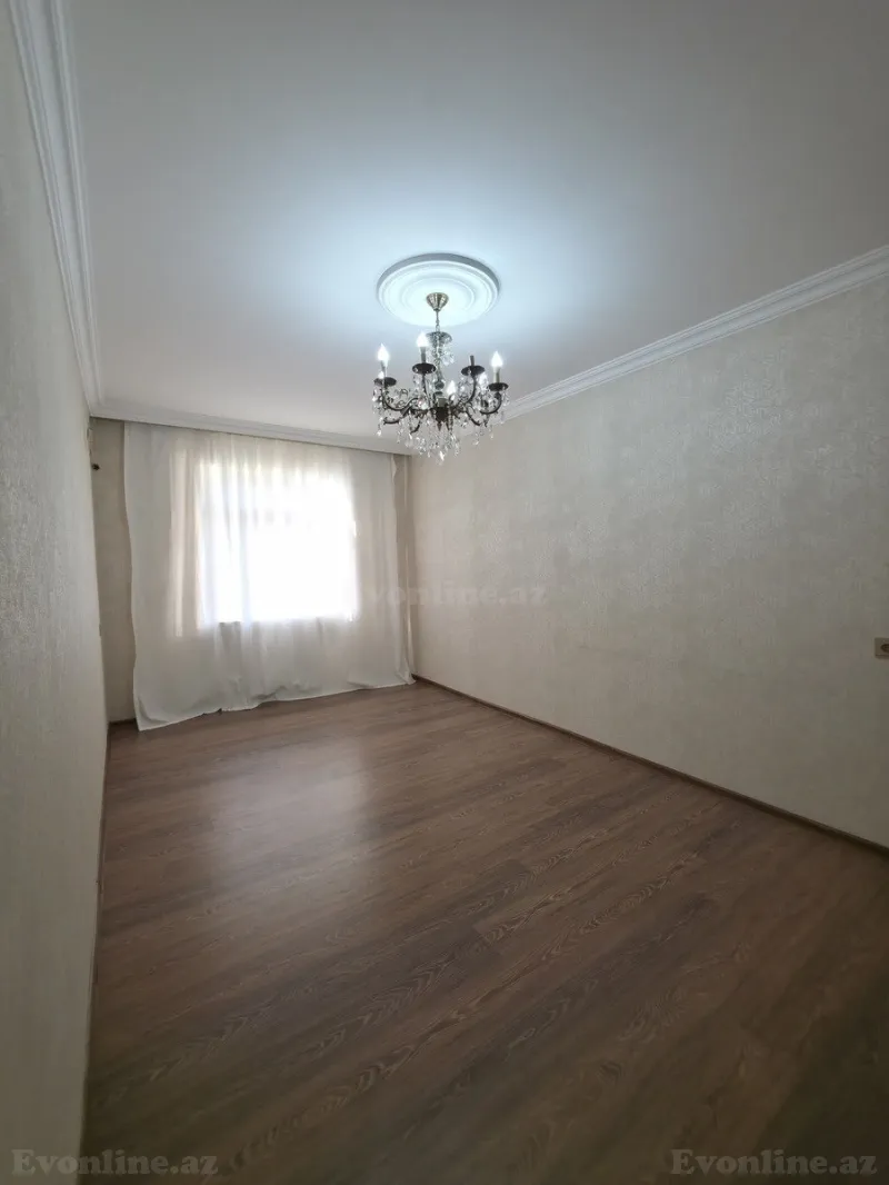 3 otaqlı köhnə tikili mənzil satılır — Bakıxanov, Bakı - şəkil 4