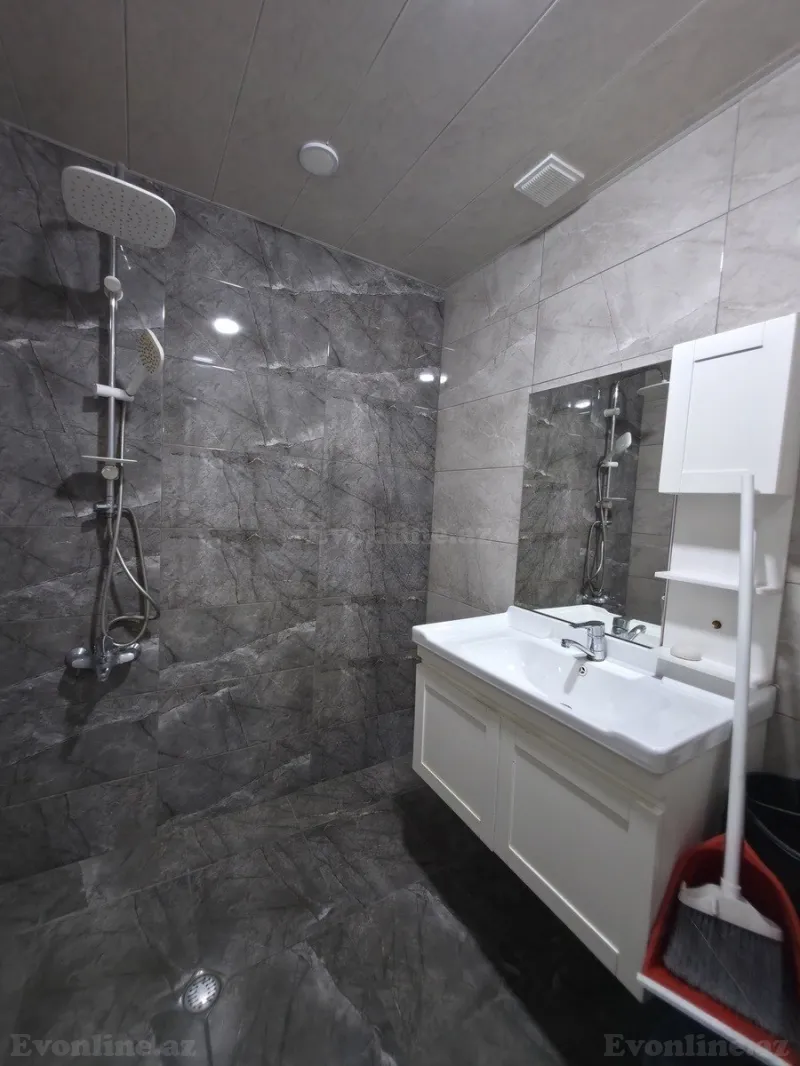 3 otaqlı köhnə tikili mənzil satılır — Bakıxanov, Bakı - şəkil 10