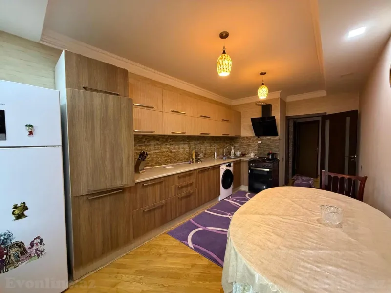 2 otaqlı Mənzil 80 m² Nəriman Nərimanov m. Kirayə verilir