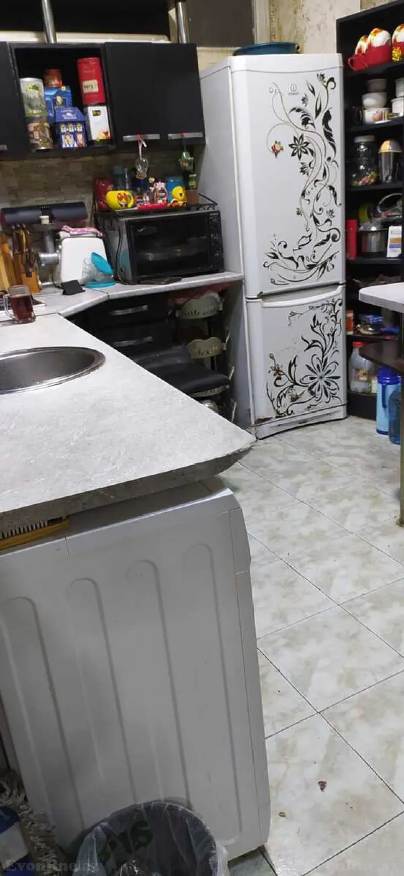 2 otaqlı köhnə tikili mənzil satılır — 28 May m., Bakı - şəkil 2