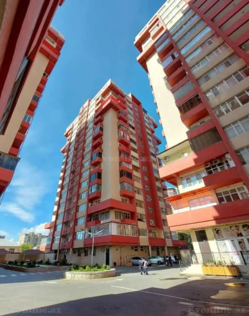 2 otaqlı Mənzil 70 m² Qara Qarayev m. Kirayə verilir