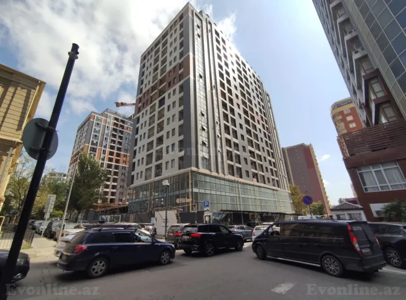2 otaqlı Mənzil 76 m² 28 May m. Satılır