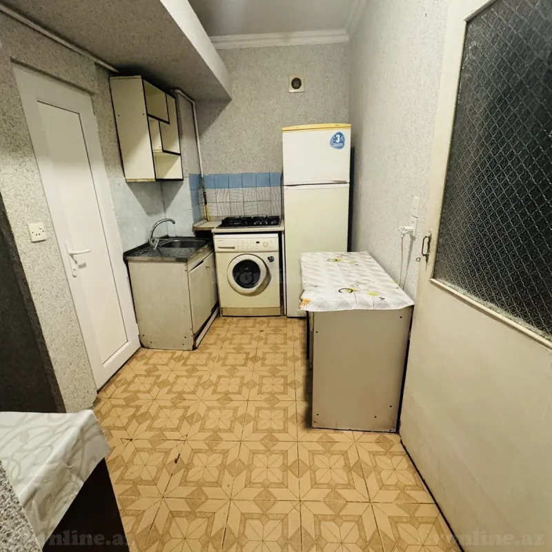 3 otaqlı köhnə tikili mənzil kirayə verilir — 8 Noyabr m., Bakı - şəkil 4