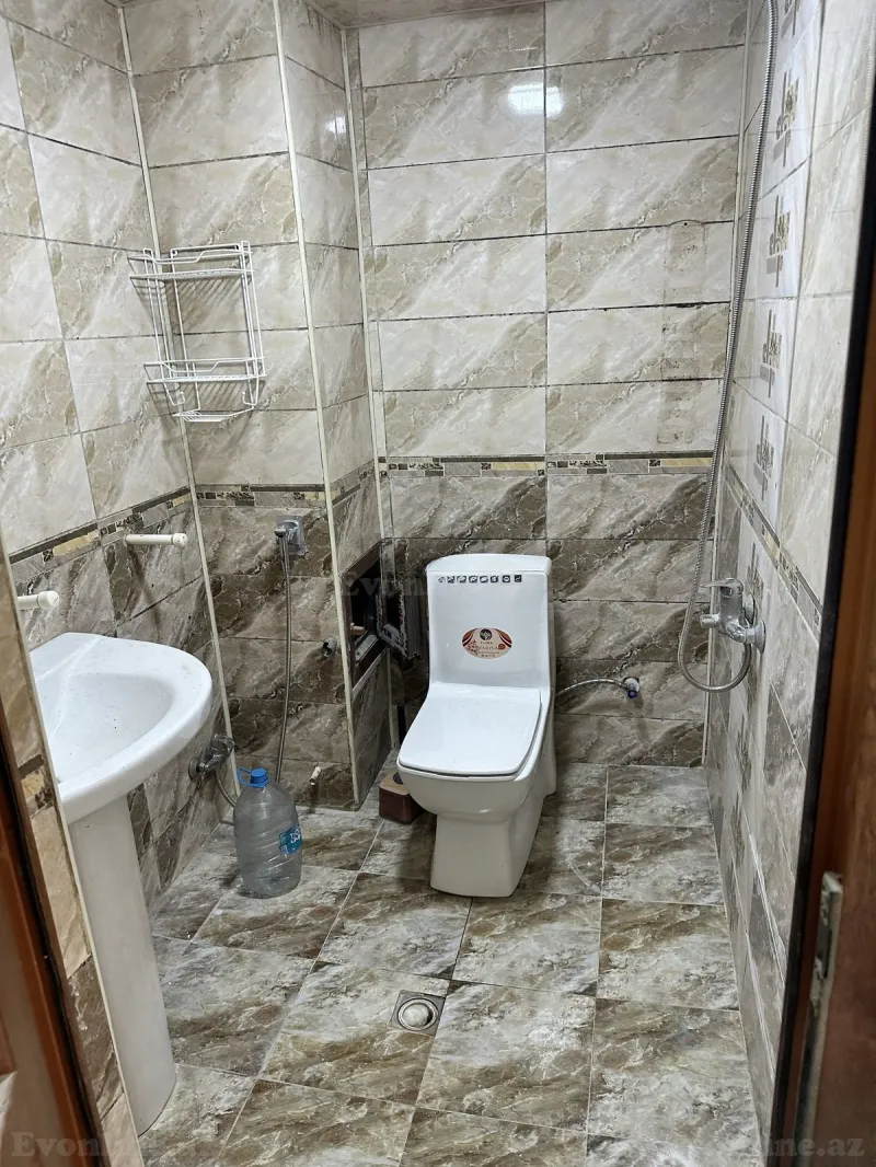 2 otaqlı köhnə tikili mənzil satılır — Abşeron r., Bakı - şəkil 9