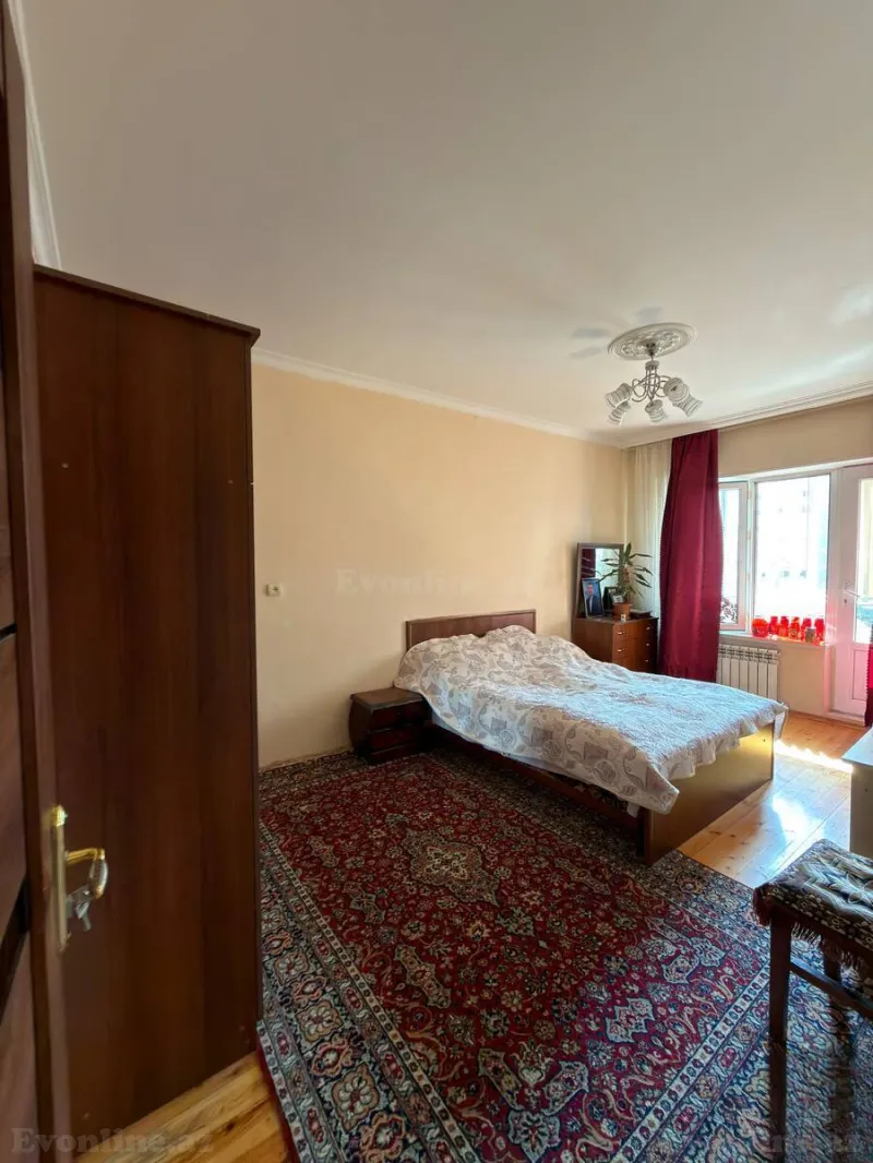 3 otaqlı köhnə tikili mənzil satılır — Köhnə Günəşli, Bakı - şəkil 3