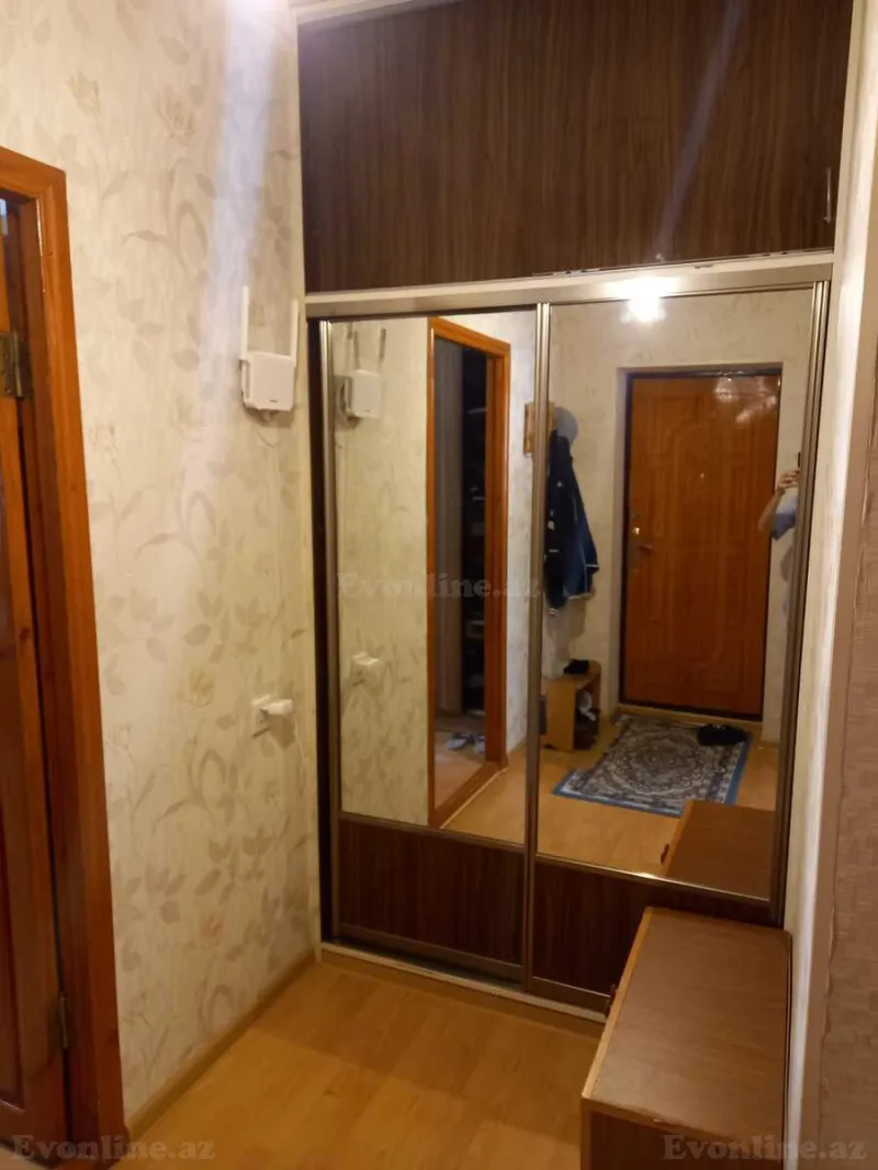 2 otaqlı köhnə tikili mənzil satılır — Lökbatan, Bakı - şəkil 3