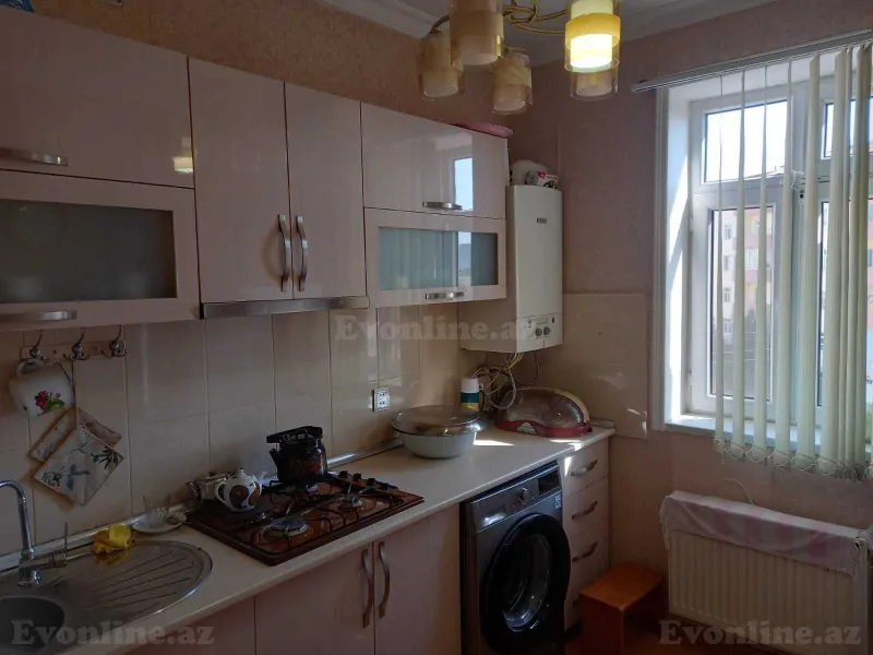 2 otaqlı köhnə tikili mənzil satılır — Lökbatan, Bakı - şəkil 4