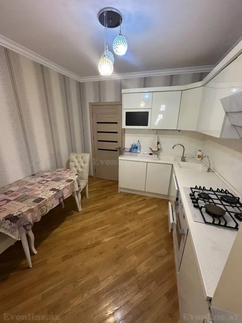 3 otaqlı yeni tikili mənzil satılır — Yeni Yasamal, Bakı - şəkil 3