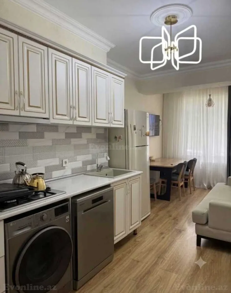 3 otaqlı Mənzil 90 m² Həzi Aslanov m. Satılır