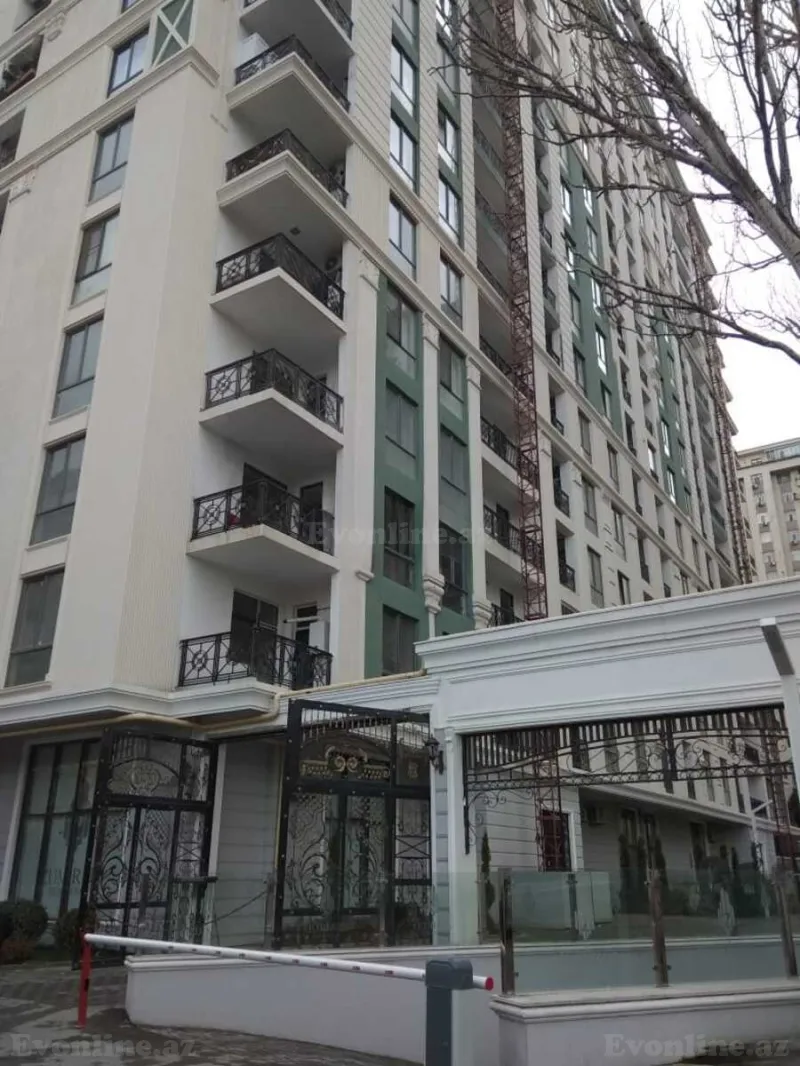 Bakı, Nərimanov r., Gənclik m.da 2 otaqlı mənzil satılır