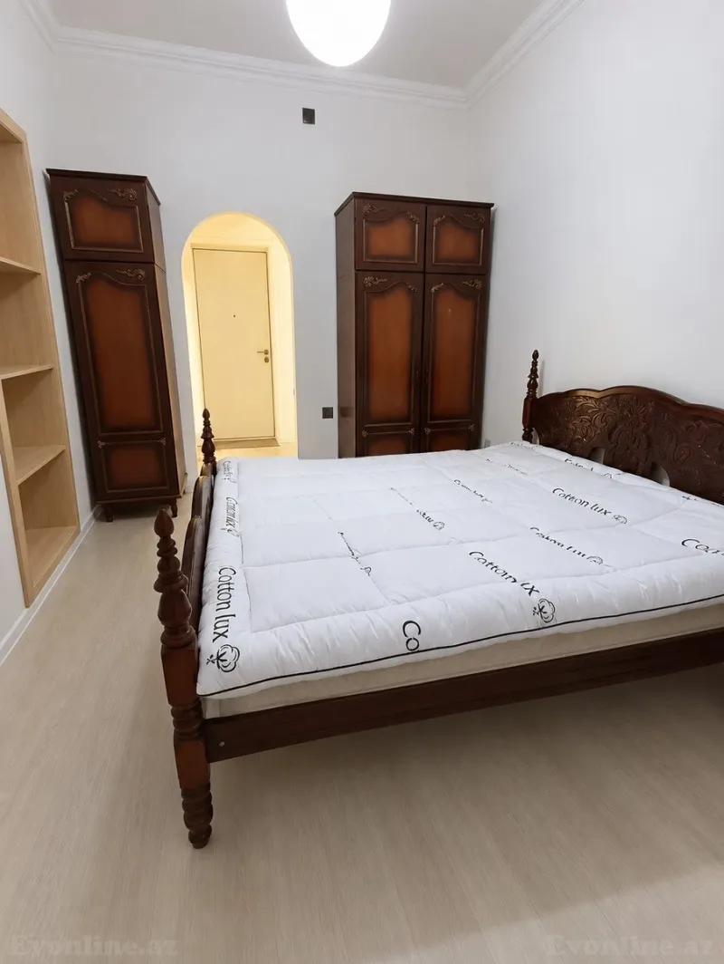 2 otaqlı köhnə tikili mənzil kirayə verilir — Səbail r., Bakı - şəkil 2