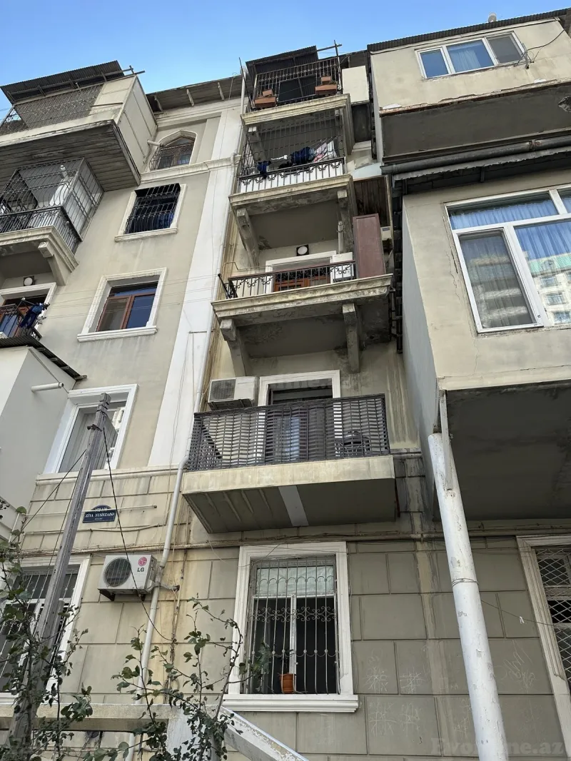 2 otaqlı köhnə tikili mənzil kirayə verilir — Səbail r., Bakı - şəkil 7