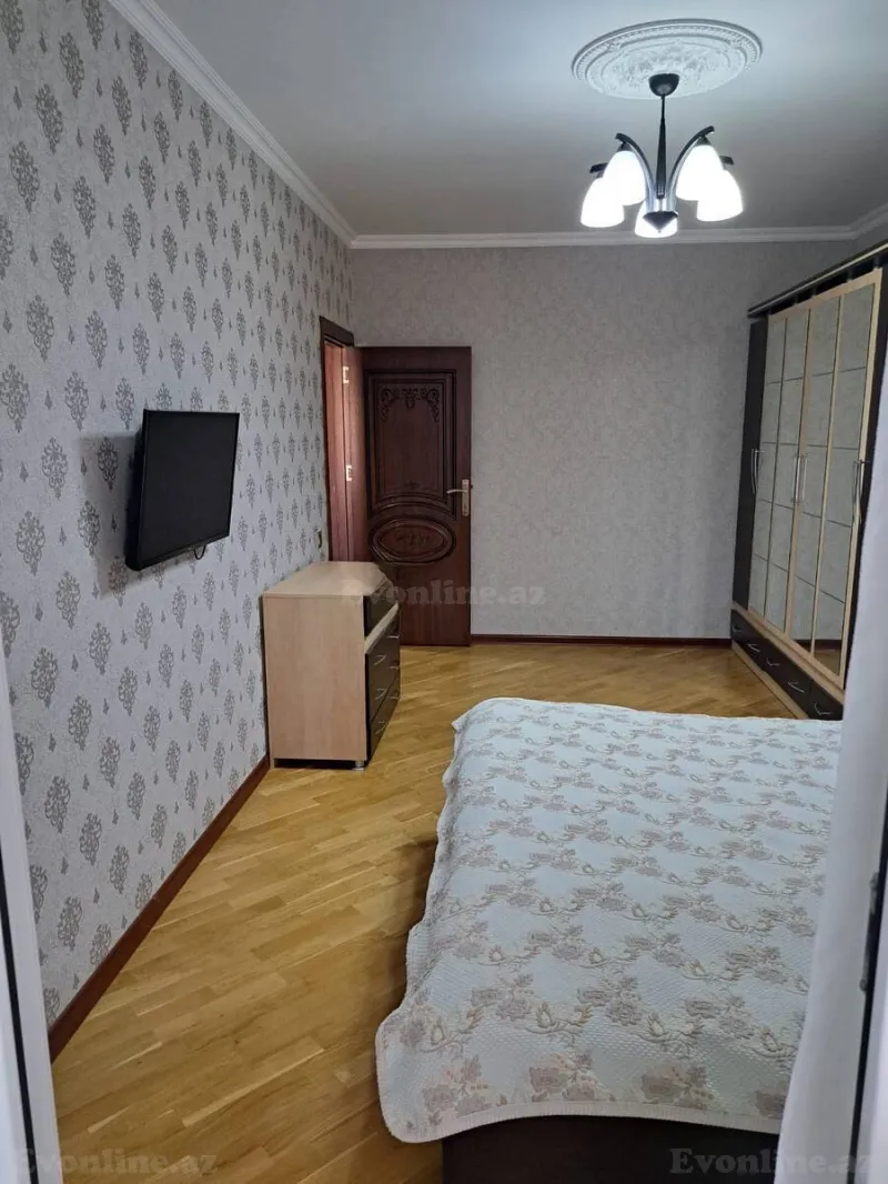3 otaqlı köhnə tikili mənzil kirayə verilir — 7-ci mikrorayon, Bakı - şəkil 4