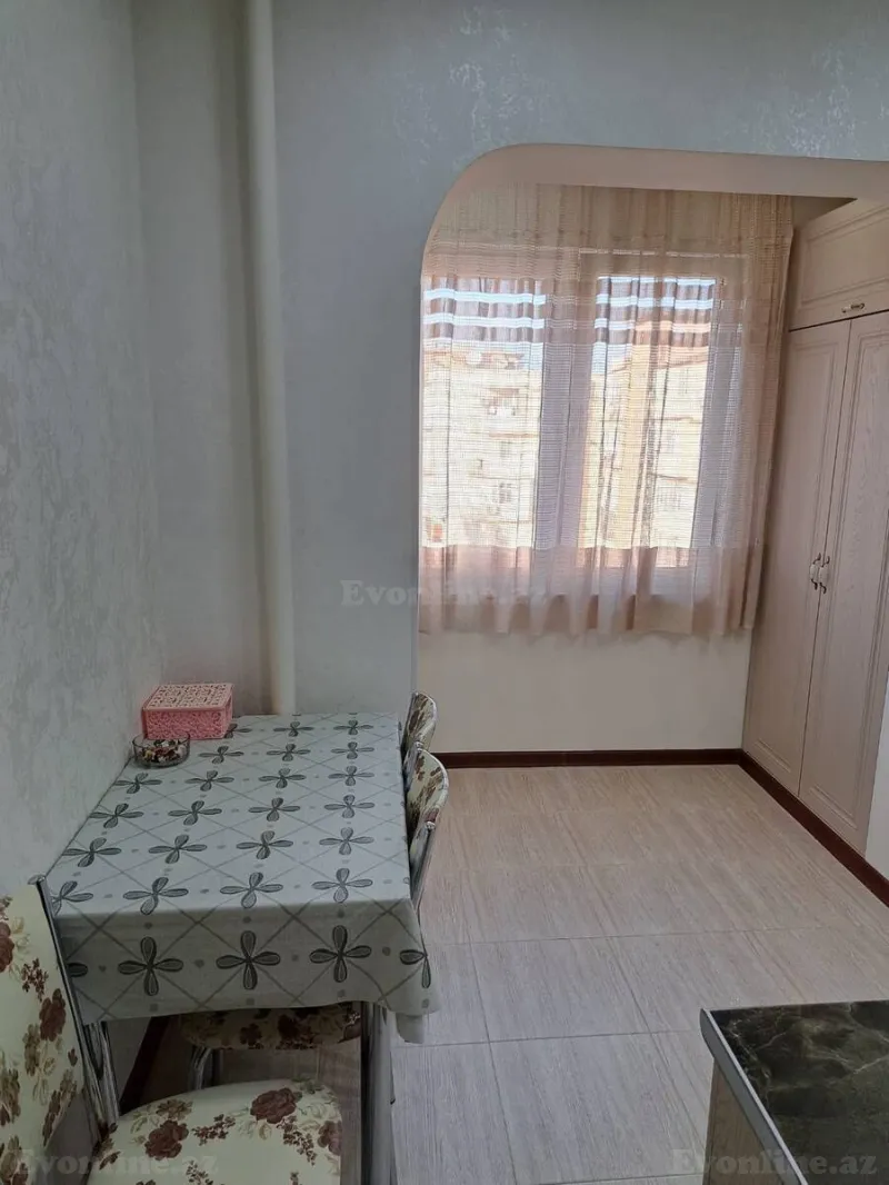 3 otaqlı köhnə tikili mənzil kirayə verilir — 7-ci mikrorayon, Bakı - şəkil 8