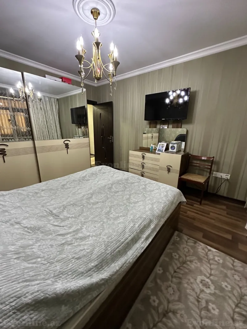 3 otaqlı köhnə tikili mənzil satılır — Bakıxanov, Bakı - şəkil 6
