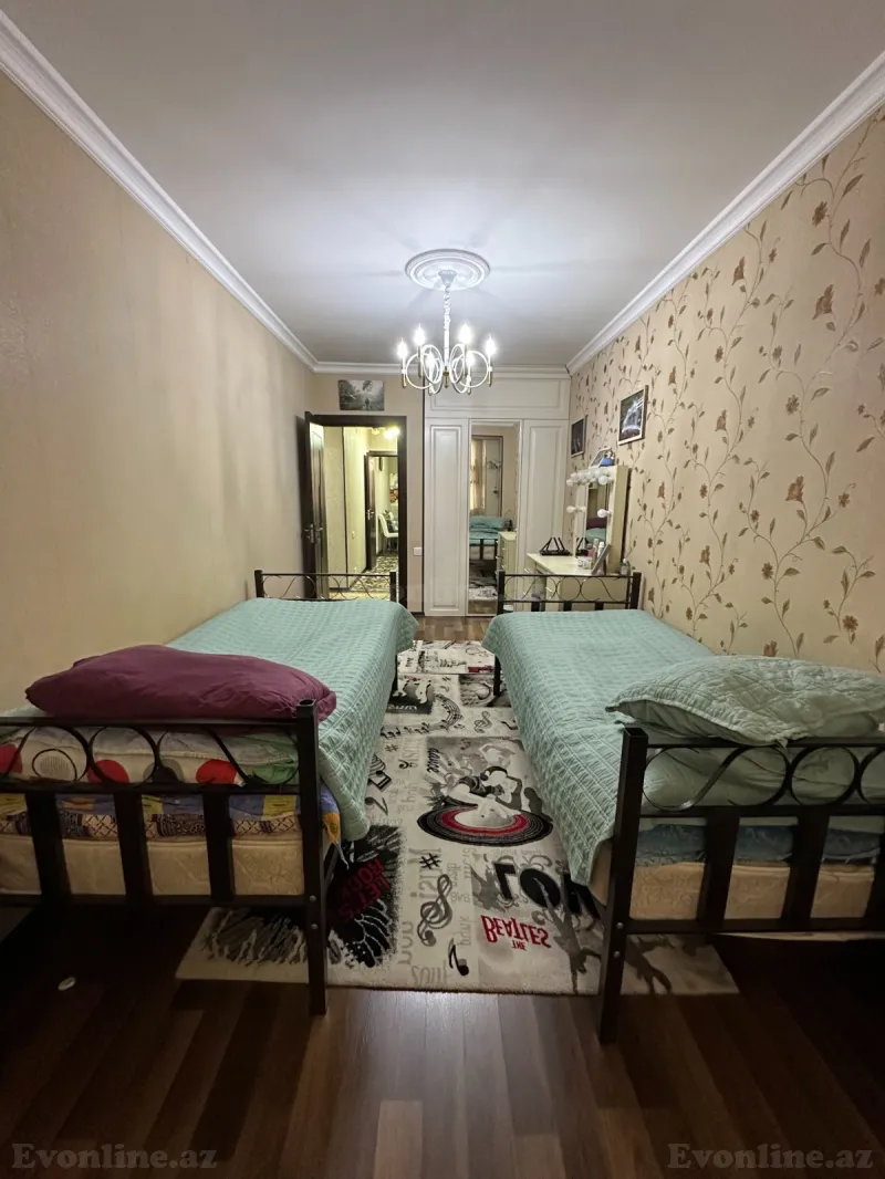 3 otaqlı köhnə tikili mənzil satılır — Bakıxanov, Bakı - şəkil 7