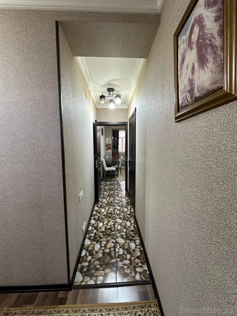 3 otaqlı köhnə tikili mənzil satılır — Bakıxanov, Bakı - şəkil 10