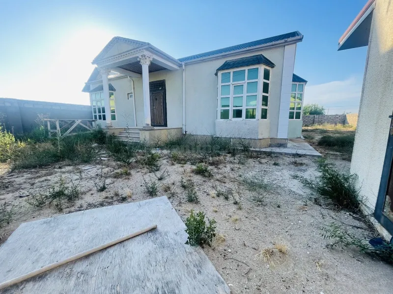 4 otaqlı Həyət evi 110 m² Qala Satılır