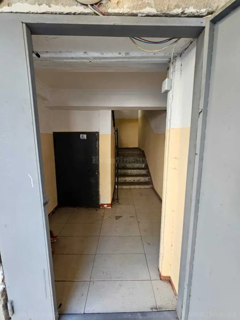 3 otaqlı köhnə tikili mənzil kirayə verilir — 8-ci mikrorayon, Bakı - şəkil 4