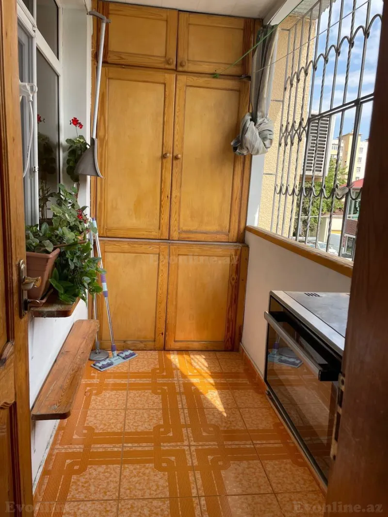 3 otaqlı köhnə tikili mənzil satılır — 9-cu mikrorayon, Bakı - şəkil 19