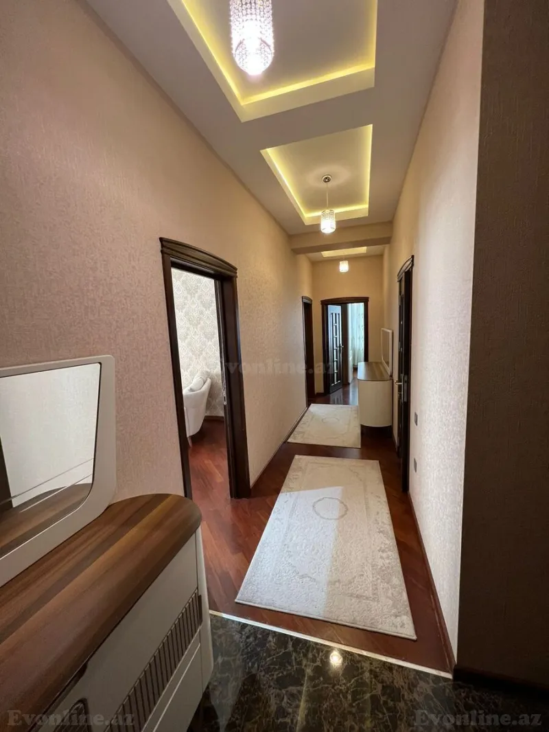 Bakı, Yasamal r., Nizami m.da 3 otaqlı mənzil kirayə verilir