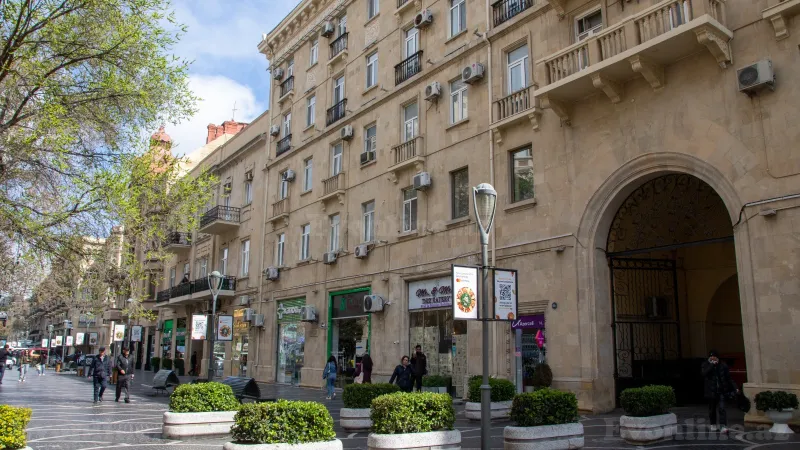 Obyekt 42 m² Səbail r. Satılır