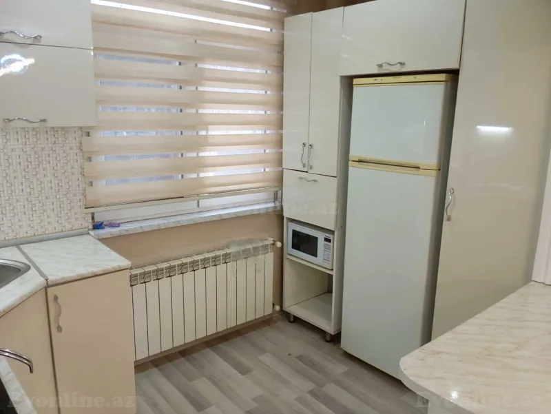 3 otaqlı köhnə tikili mənzil kirayə verilir — İnşaatçılar m., Bakı - şəkil 11