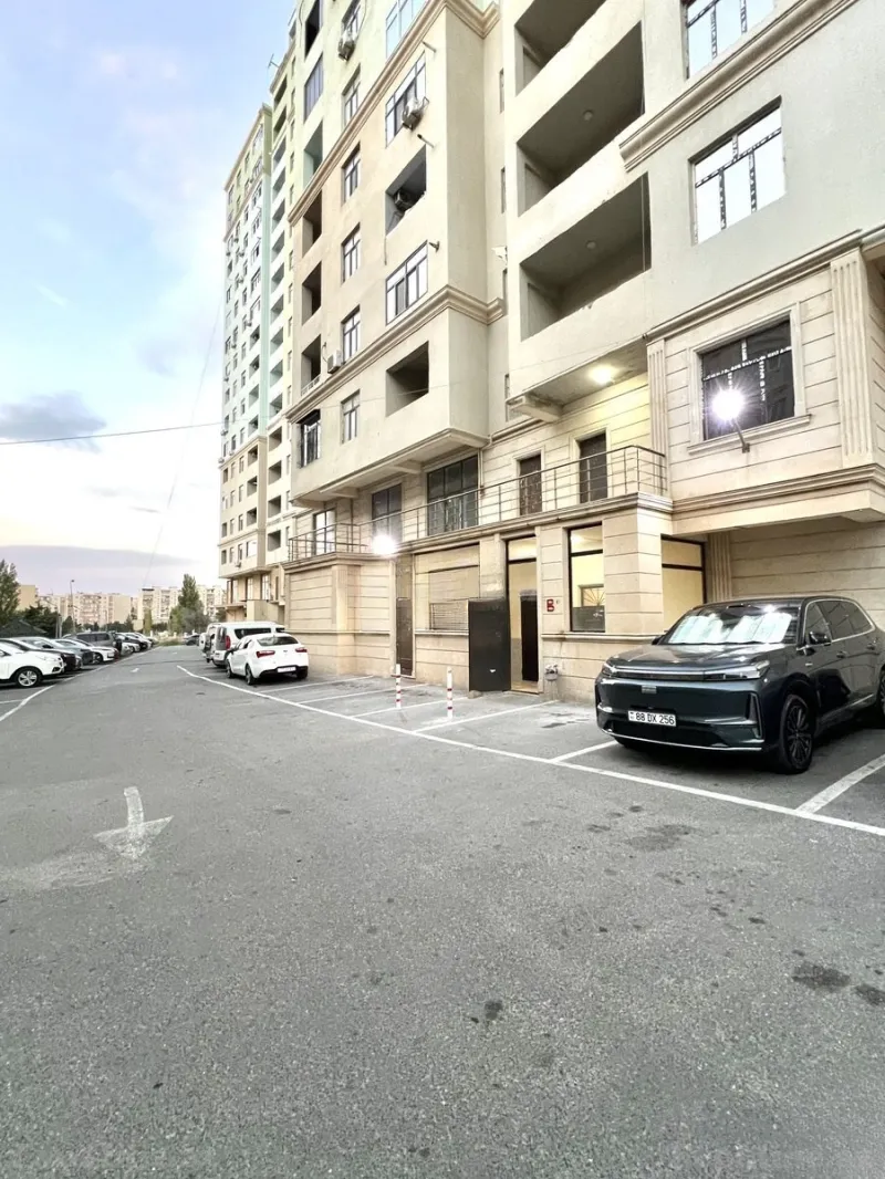 3 otaqlı yeni tikili mənzil satılır — Yeni Günəşli, Bakı - şəkil 13