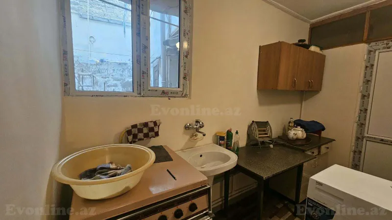 2 otaqlı köhnə tikili mənzil kirayə verilir — Yasamal r., Bakı - şəkil 5