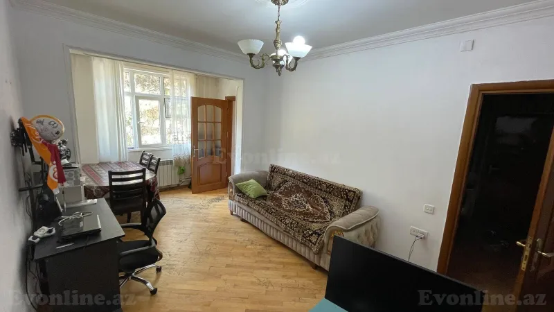 2 otaqlı köhnə tikili mənzil satılır — 20 Yanvar m., Bakı - şəkil 2