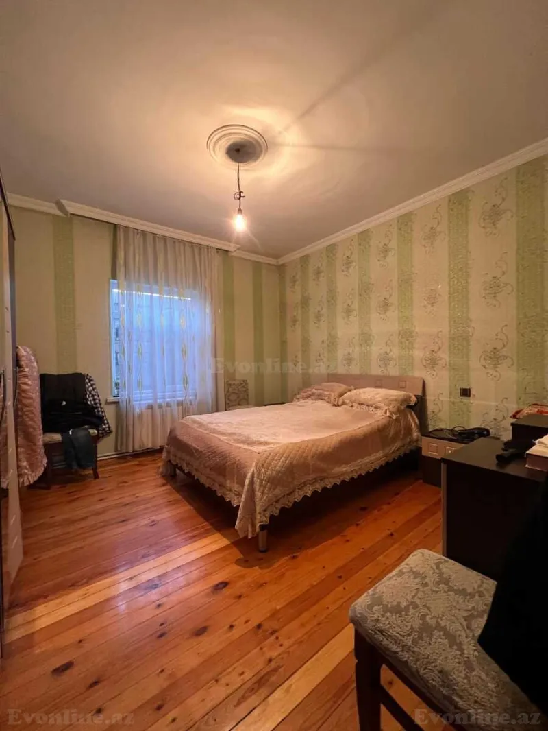 4 otaqlı həyət evi satılır — Qaraçuxur, Bakı - şəkil 3