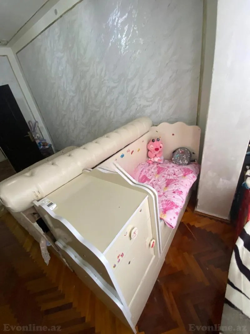 2 otaqlı köhnə tikili mənzil satılır — 9-cu mikrorayon, Bakı - şəkil 4
