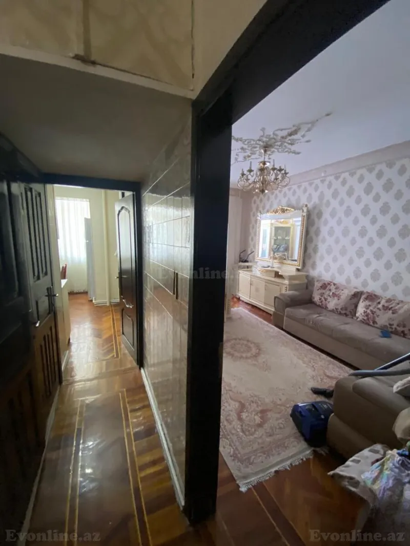 2 otaqlı köhnə tikili mənzil satılır — 9-cu mikrorayon, Bakı - şəkil 6
