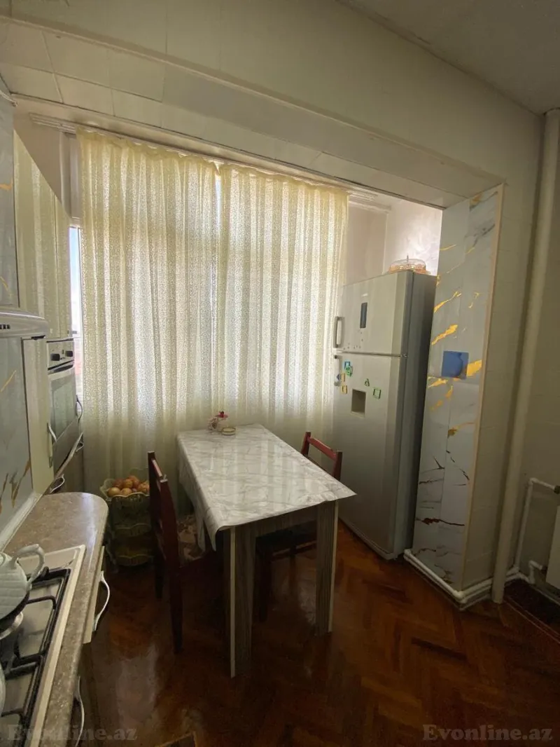 2 otaqlı köhnə tikili mənzil satılır — 9-cu mikrorayon, Bakı - şəkil 12