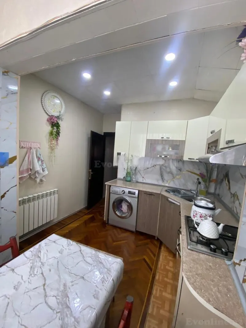 2 otaqlı köhnə tikili mənzil satılır — 9-cu mikrorayon, Bakı - şəkil 19