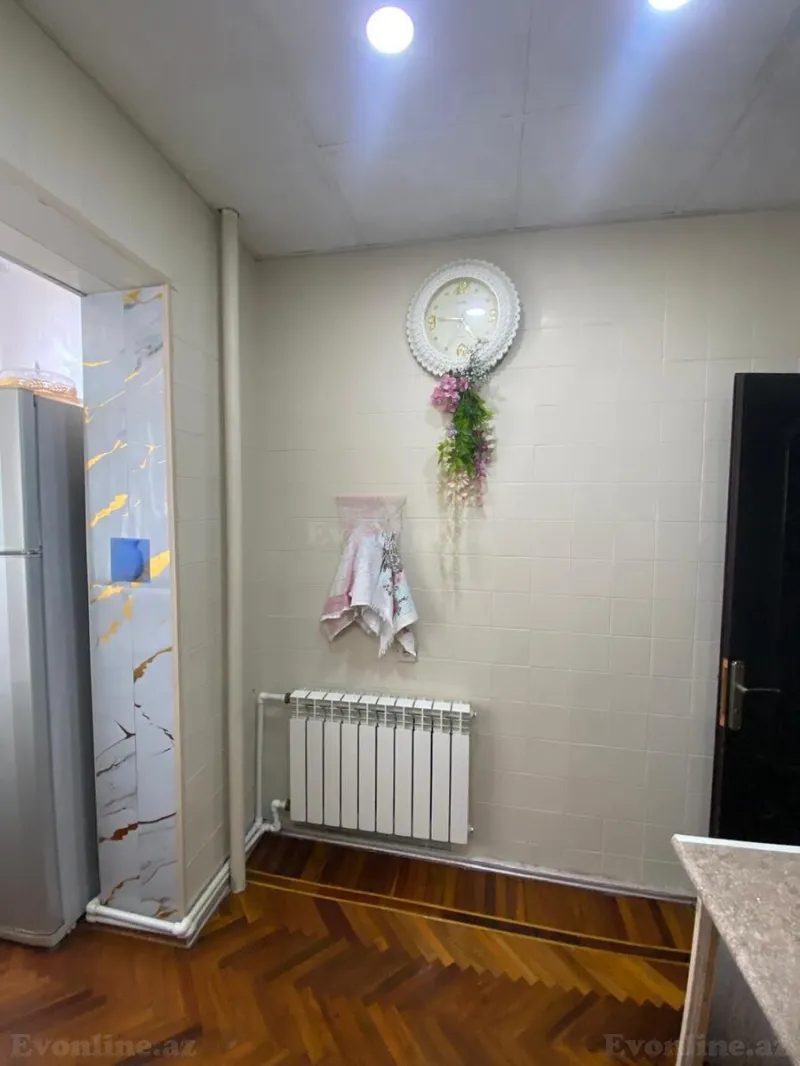 2 otaqlı köhnə tikili mənzil satılır — 9-cu mikrorayon, Bakı - şəkil 20