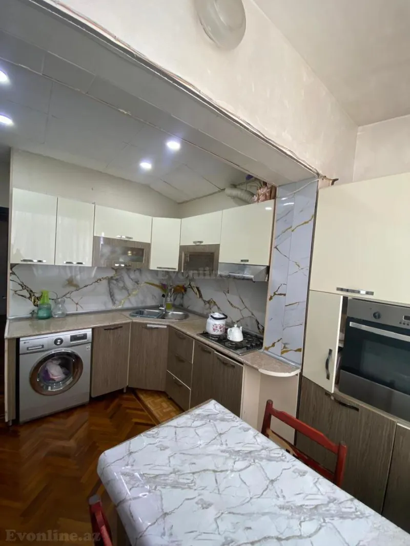 2 otaqlı köhnə tikili mənzil satılır — 9-cu mikrorayon, Bakı - şəkil 23