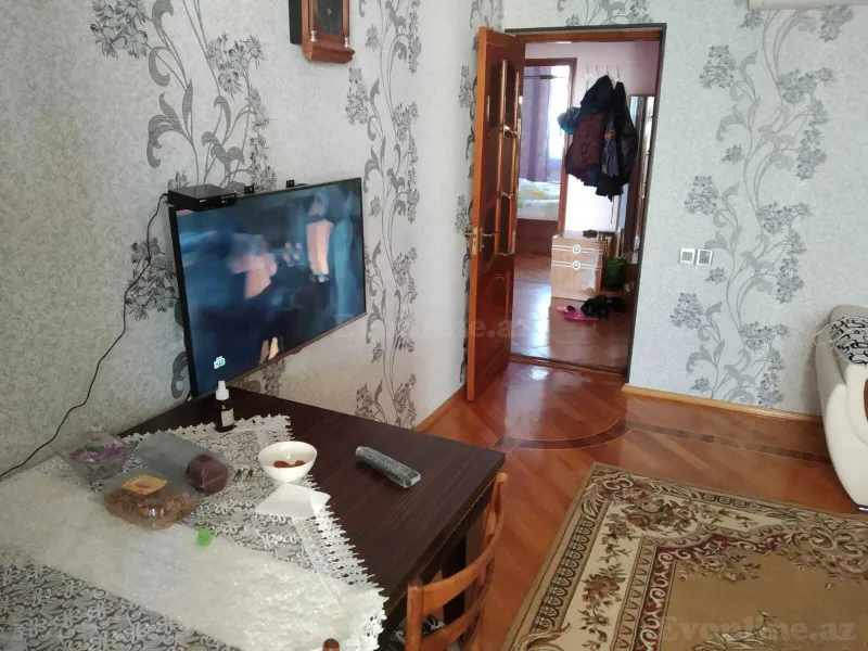 3 otaqlı köhnə tikili mənzil satılır — Suraxanı, Bakı - şəkil 3