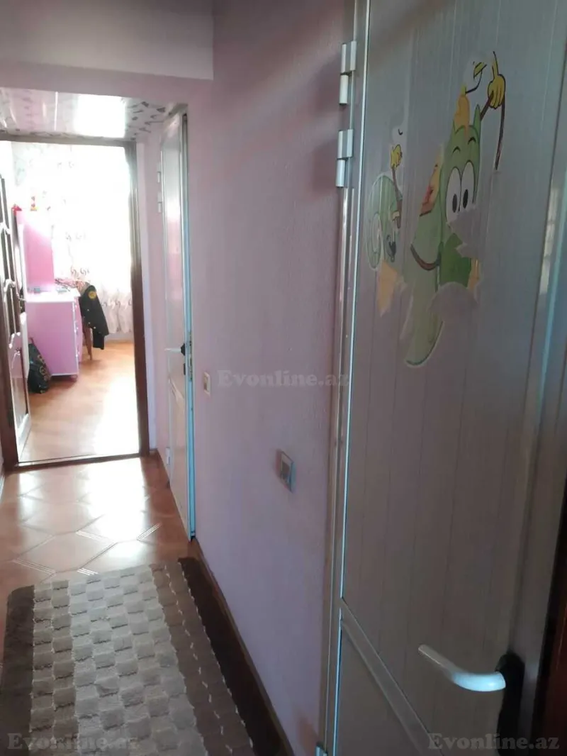 3 otaqlı köhnə tikili mənzil satılır — Suraxanı, Bakı - şəkil 10