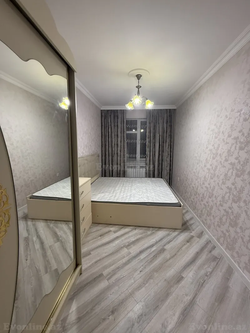 2 otaqlı köhnə tikili mənzil satılır — 5-ci mikrorayon, Bakı - şəkil 6