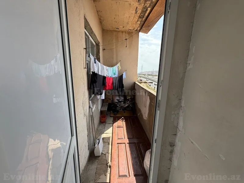 2 otaqlı köhnə tikili mənzil satılır — Yeni Yasamal, Bakı - şəkil 14