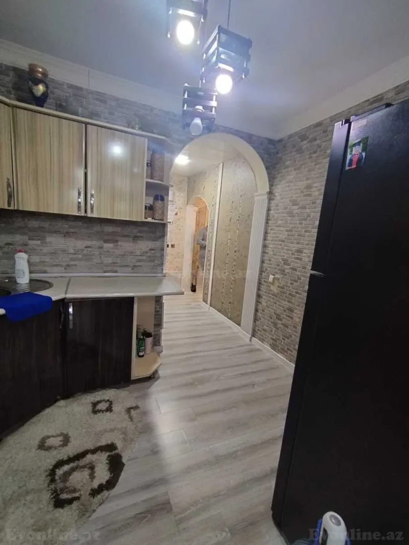 3 otaqlı köhnə tikili mənzil satılır — Xalqlar Dostluğu m., Bakı - şəkil 18