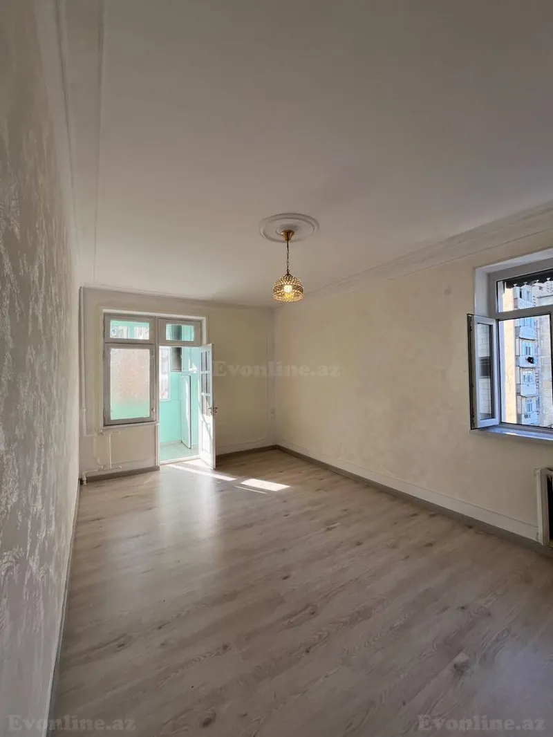 2 otaqlı Mənzil 45 m² Qaraçuxur Satılır