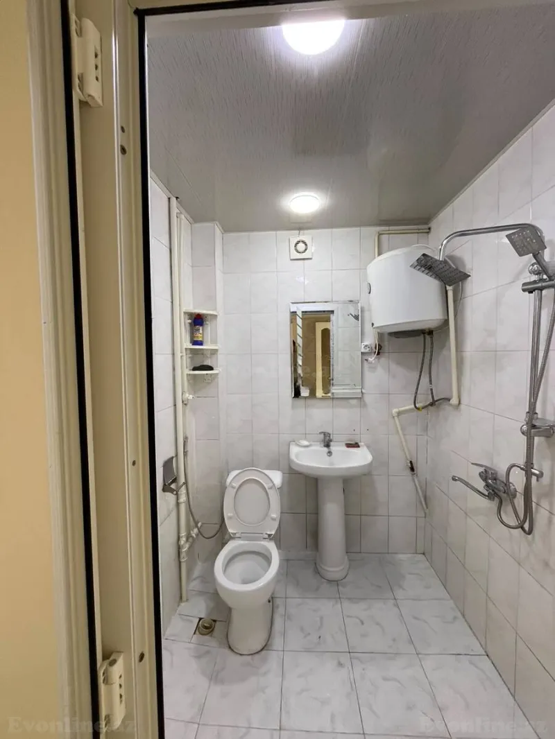2 otaqlı köhnə tikili mənzil satılır — Qaraçuxur, Bakı - şəkil 7