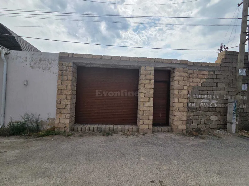 4 otaqlı Həyət evi 150 m² Əmircan Satılır