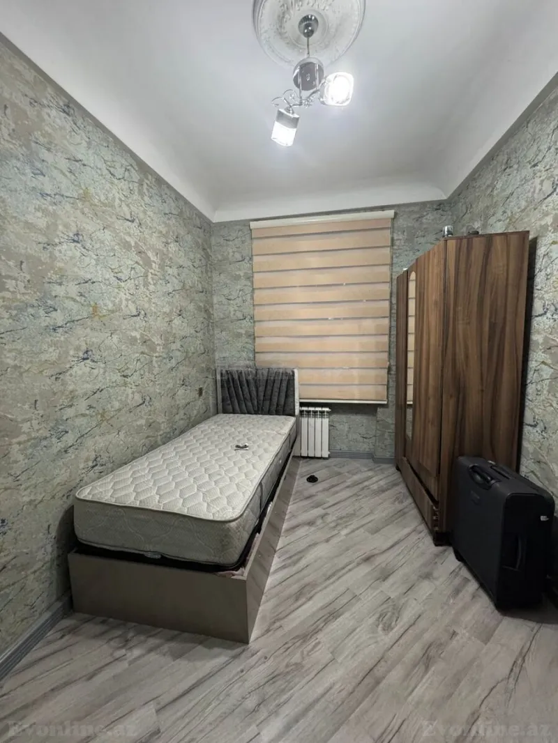 3 otaqlı köhnə tikili mənzil satılır — 7-ci mikrorayon, Bakı - şəkil 6